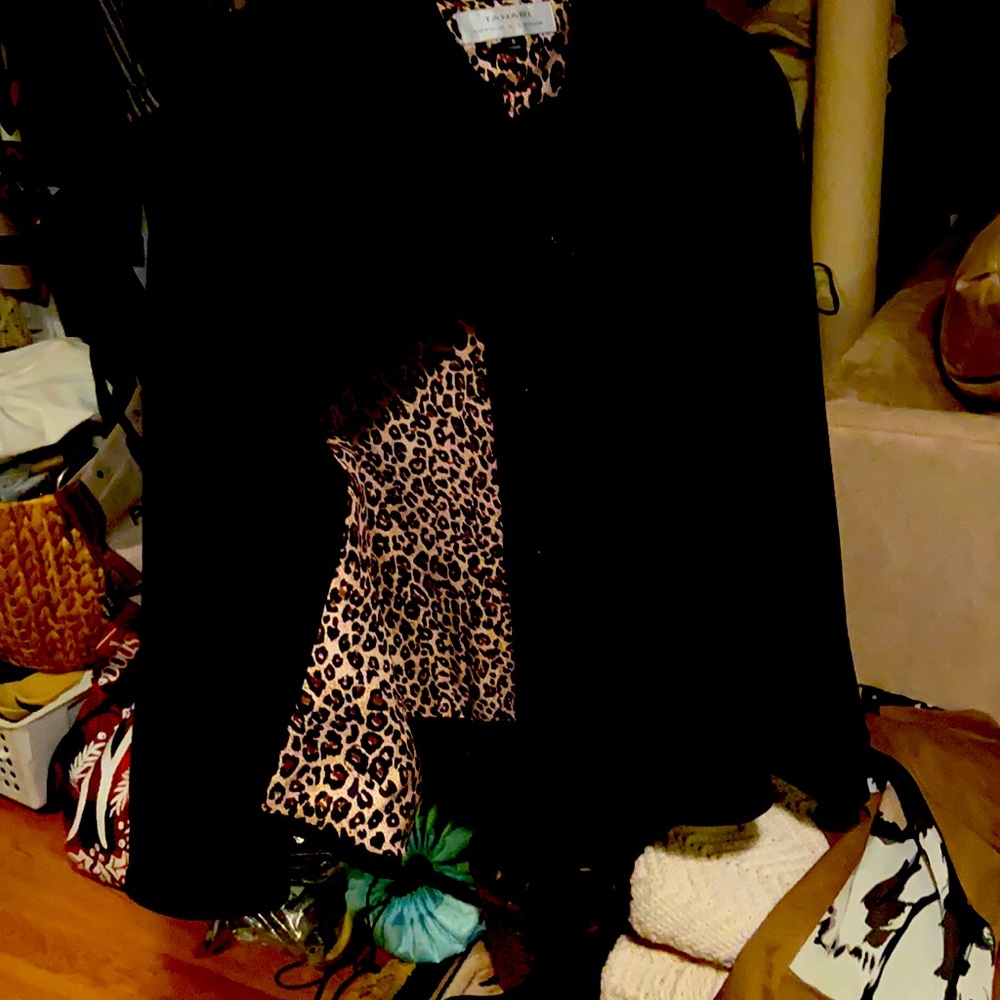 Tahari lined cape. Unique